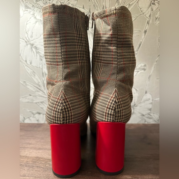 JEFFREY CAMPBELL Siren Bootie in Plaid - Size 9 - Picture 3 of 9